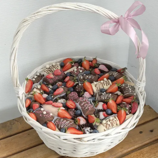 Фруктовая феерия в шоколаде